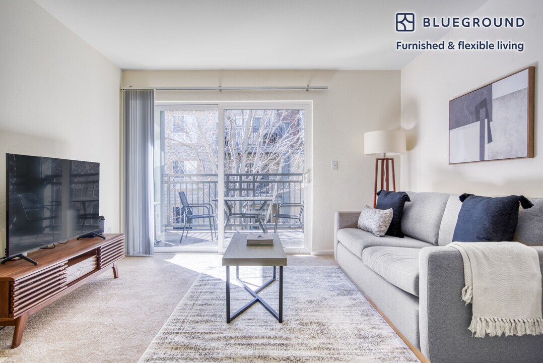 1220 N Fair Oaks Ave-Unit -FL2-ID838 in Sunnyvale, CA - Building Photo