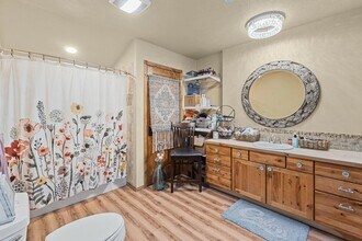 1005 N 3rd St E in Chewelah, WA - Building Photo - Building Photo