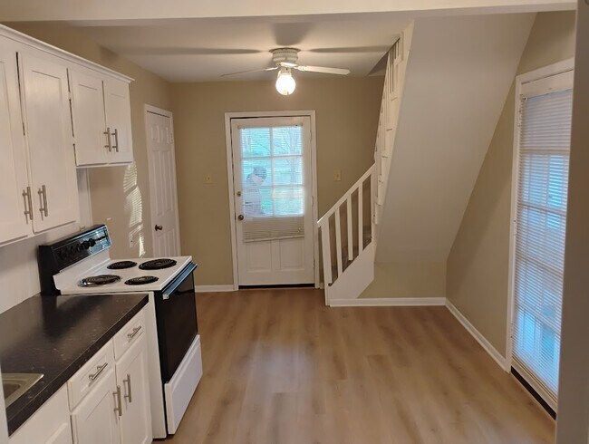 504 N Newsom St in Mineola, TX - Building Photo - Building Photo