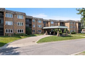 3200 Virginia Ave S in Minneapolis, MN - Building Photo