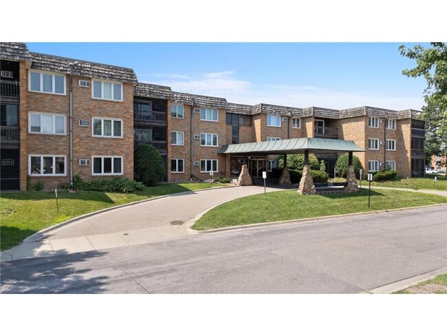 property at 3200 Virginia Ave S