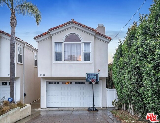 property at 1739 Ford Ave