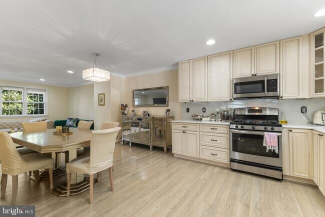 2805 Lafora Ct