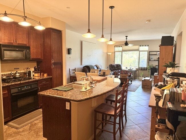 8355 Station Village Ln in San Diego, CA - Building Photo - Building Photo