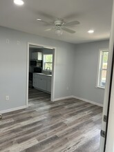 509 Orange St in Fruitland Park, FL - Foto de edificio - Building Photo