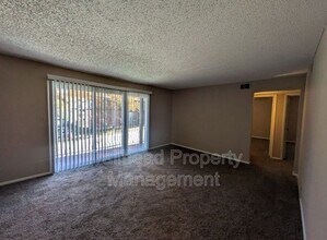 5717 Outlook St in Mission, KS - Building Photo - Building Photo