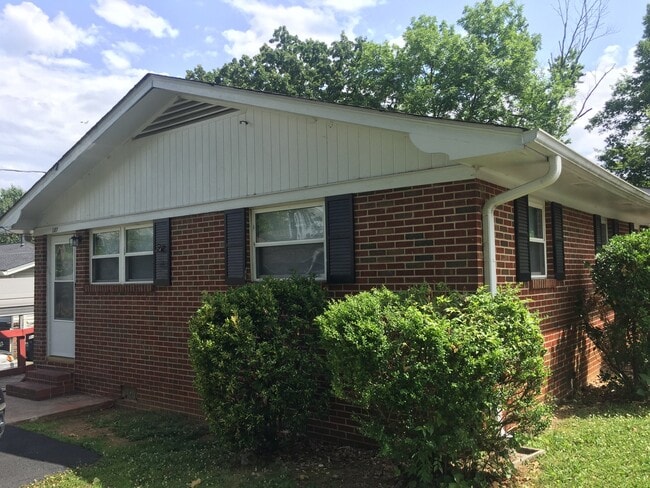 107 Jackson St NW in Cleveland, TN - Building Photo - Building Photo