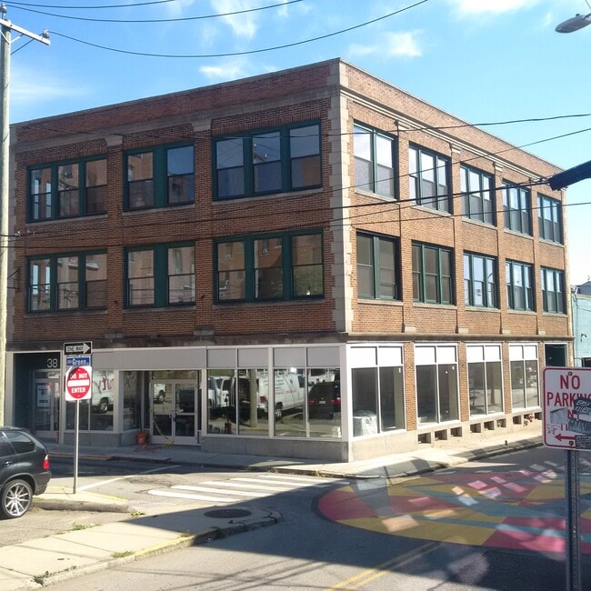 38 Green St Apartments and Nearby New London Apartments For Rent New