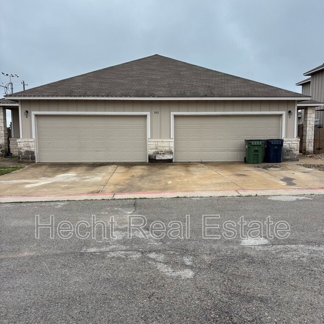 342 Main St in Liberty Hill, TX - Building Photo - Building Photo