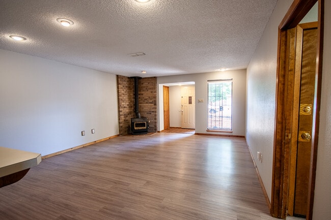 811 Stanton Pl in Clovis, NM - Building Photo - Building Photo