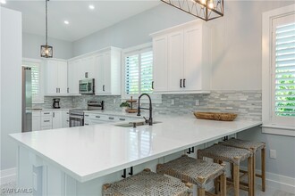 1258 Solana Rd in Naples, FL - Building Photo - Building Photo