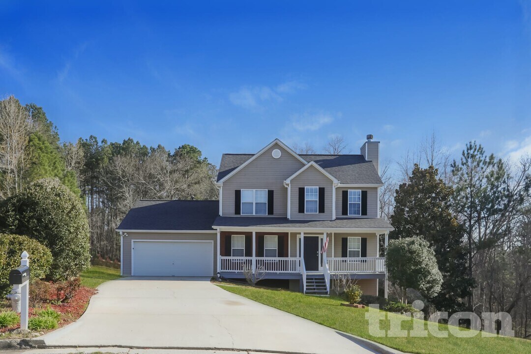1417 Stream Walk in Loganville, GA - Building Photo