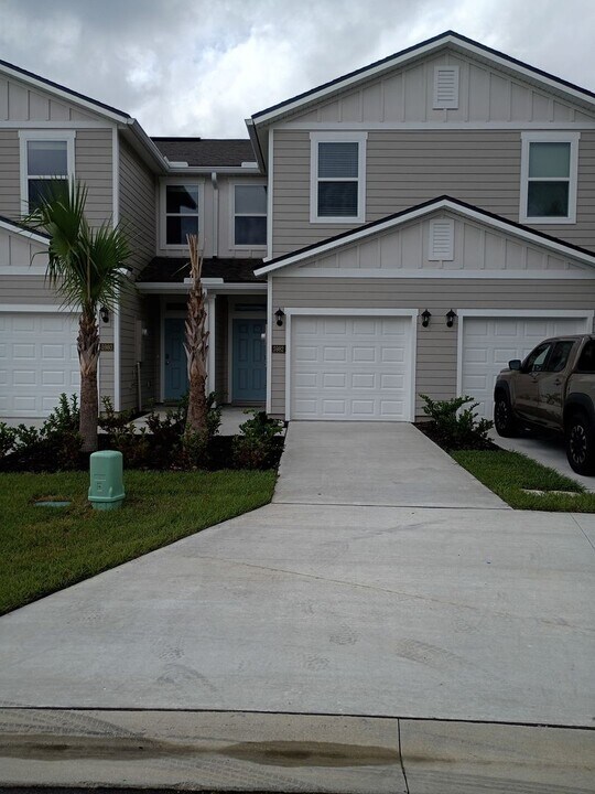 5982 Ortega Hills Dr in Jacksonville, FL - Building Photo