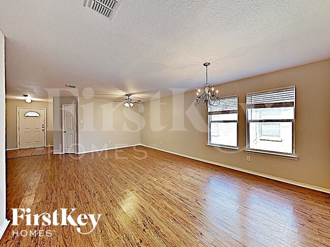 12640 Shady Cedar Dr in Fort Worth, TX - Building Photo - Building Photo