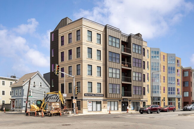 99 D St in Boston, MA - Building Photo - Building Photo