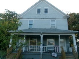 17 Aurora St in Rochester, NY - Building Photo