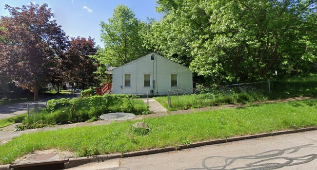 610 Elbon Ave in Akron, OH - Building Photo - Building Photo