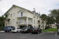 Quiet Cove at Sunset Harbour in Tierra Verde, FL - Foto de edificio - Building Photo