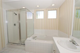 765 Willowbrook Dr in Naples, FL - Building Photo - Building Photo