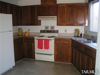 property at 4325 E Fairmount St