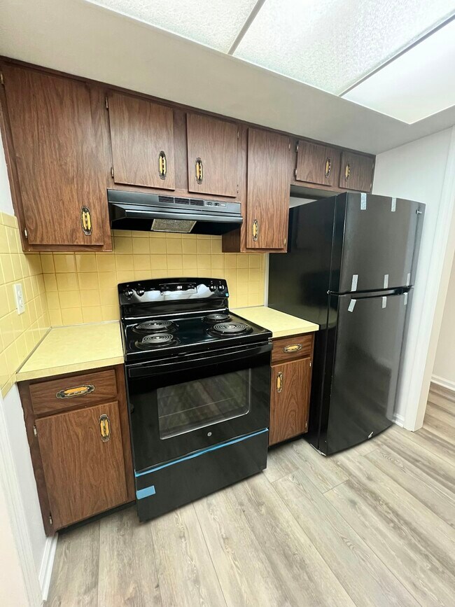 property at 1191 E David Rd