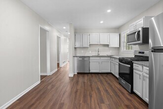 1380 Plaza Ave SW in Atlanta, GA - Building Photo - Building Photo