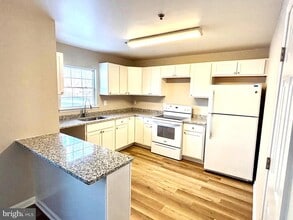 7840 Baltimore Annapolis Blvd in Glen Burnie, MD - Building Photo - Building Photo