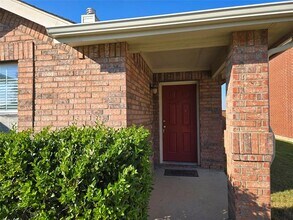 1513 Breeze Ln in Little Elm, TX - Building Photo - Building Photo