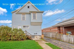 19 Hinman Ave in Buffalo, NY - Building Photo