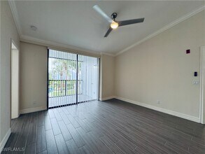 13535 Eagle Ridge Dr in Ft. Myers, FL - Foto de edificio - Building Photo