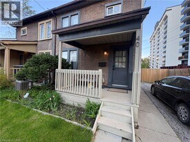 40 Hess St N in Hamilton, ON - Building Photo