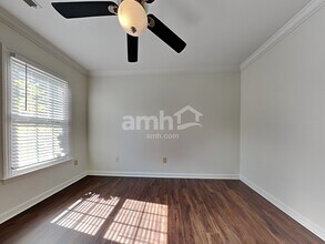 5512 Westerborne Dr in Greensboro, NC - Building Photo - Building Photo