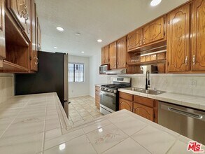 3329 Sherbourne Dr in Culver City, CA - Building Photo - Building Photo