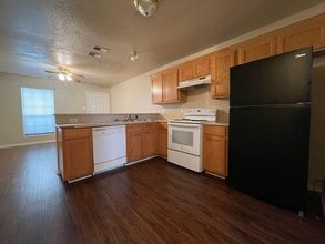 1108 Leslie Cir in Killeen, TX - Building Photo - Building Photo