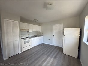 451 Las Palmas Cir in Avon Park, FL - Building Photo - Building Photo