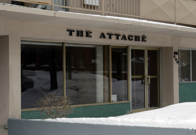 The Attache in Ottawa, ON - Building Photo - Building Photo