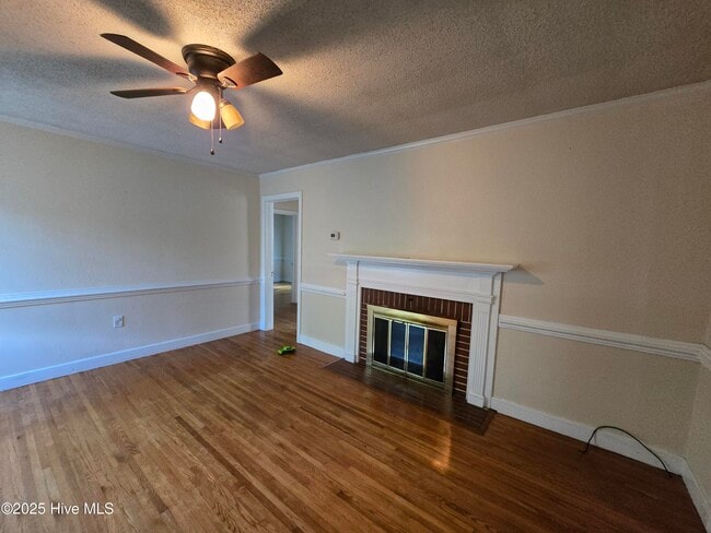 1105 E Williams Cir in Elizabeth City, NC - Building Photo - Building Photo
