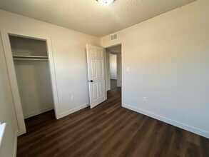 215 S Blankenship Rd-Unit -7 in Udall, KS - Building Photo - Building Photo