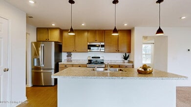 192 Blue Ridge Cir in Mount Washington, KY - Building Photo - Building Photo