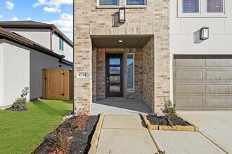 8718 Riverton Rdg Rd in Cypress, TX - Building Photo - Building Photo