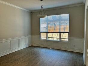 24361-2102A 102a Ave in Maple Ridge, BC - Building Photo - Building Photo