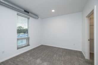 The Pearl Apartments in Minneapolis, MN - Building Photo - Interior Photo