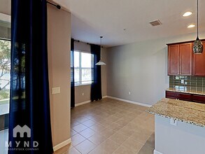 1888 Compass Flower Way in Ocoee, FL - Building Photo - Building Photo