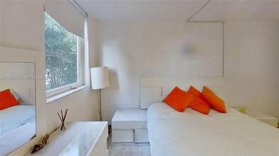 1666 West Ave in Miami Beach, FL - Building Photo - Building Photo