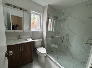 180 Littleton Rd in Parsippany Troy Hills, NJ - Foto de edificio - Building Photo