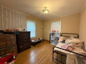 806 S Lynn St in Champaign, IL - Building Photo - Building Photo
