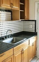 631 SW 11th St, Unit 1 in Miami, FL - Foto de edificio - Building Photo