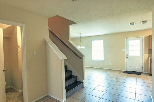 property at 7419 Kennemer Dr