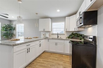 707 Hamon Dr in Pasadena, TX - Building Photo - Building Photo