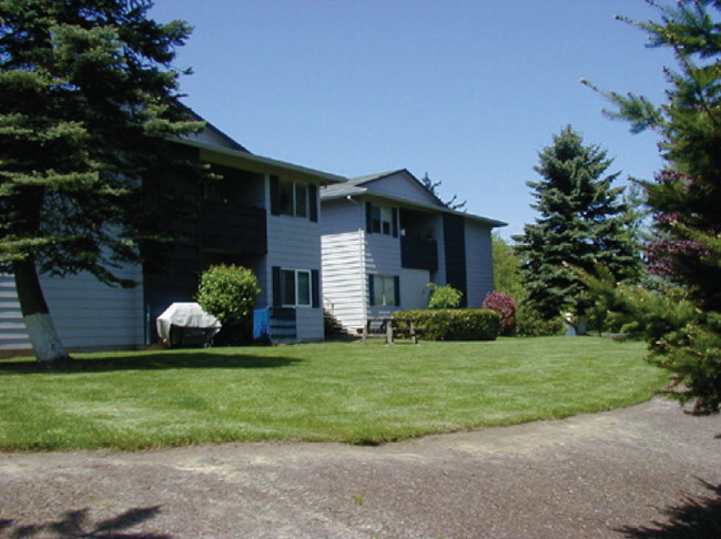 Timber Ridge Apartments in Gresham, OR - Foto de edificio - Building Photo